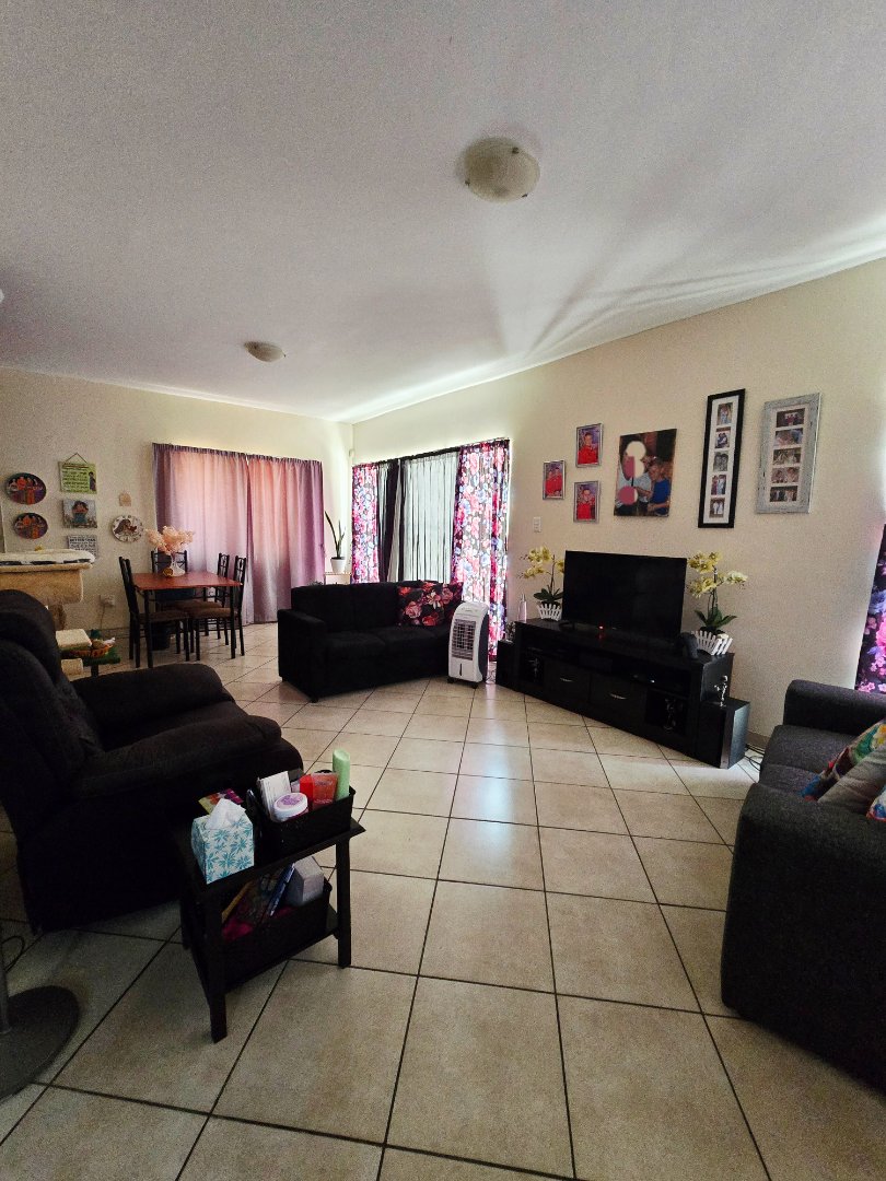 2 Bedroom Property for Sale in Flamwood North West